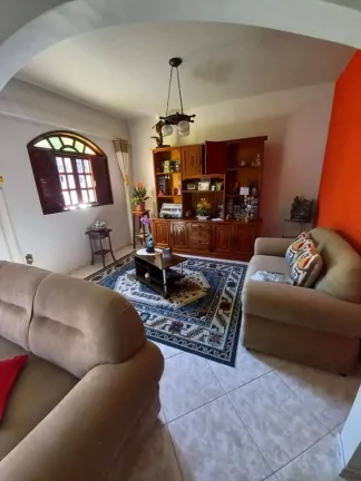Imagem LINDA CASA COM 3 QUARTOS, SAUNA, PISCINA. NOVA FRIBURGO.