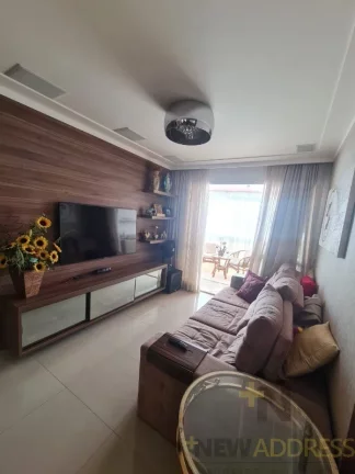 Imagem Apartamento 131 m²: 3 quartos, 2 vagas, varanda. Bairro tranquilo e área de lazer.