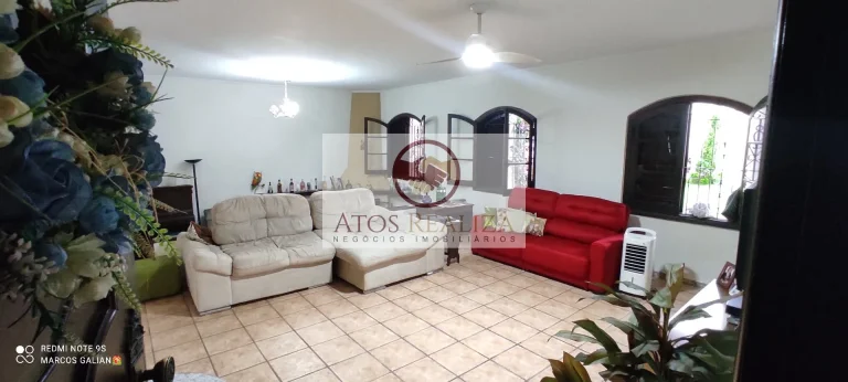 Imagem Casa Térrea em Jardim Santa Helena: 4 Dormitórios à Venda
