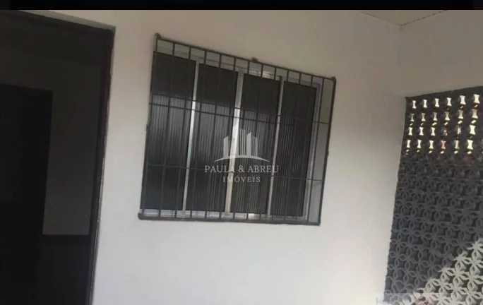 Imagem Casa com 300m², 2 Quartos, 1 Banheiro, 1 Vaga, Financia, no Jardim Itapark, Mauá