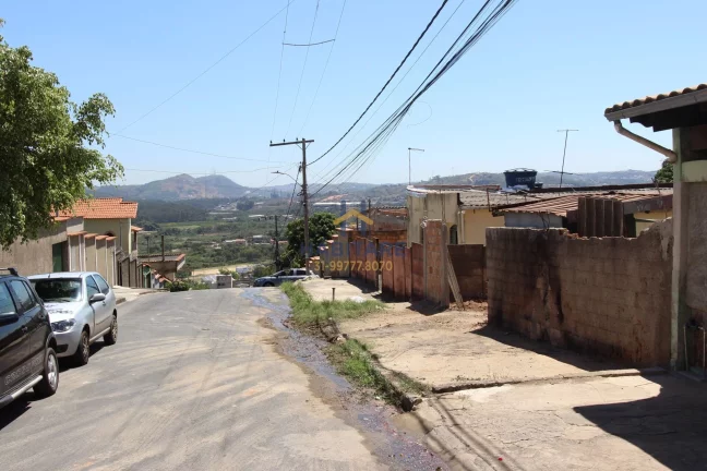 Imagem Lote Plano com fundação pronta
