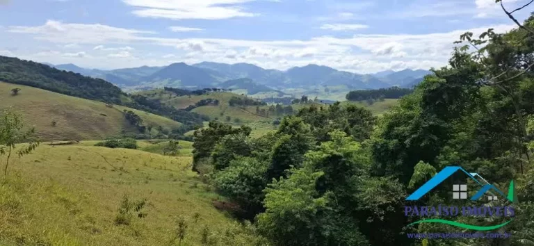 Imagem Seu Refúgio nas Nuvens: Terreno Exclusivo na Serra da Mantiqueira!