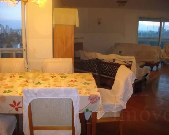 Imagem Belíssimo apartamento de frente com excelente vista em Perdizes.