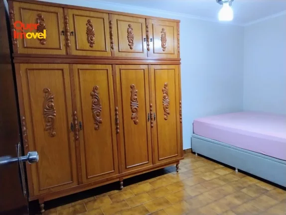 Imagem Casa à venda em Ribeirão Preto-SP, Vila Mariana: 3 quartos, 1 suíte, 2 salas, 4 banheiros, 2 vagas de garagem, 225 m².