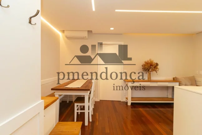 Imagem Apartamento em andar alto de 69m², moderno, finamente decorado com qualidade e de bom gosto. Com li...