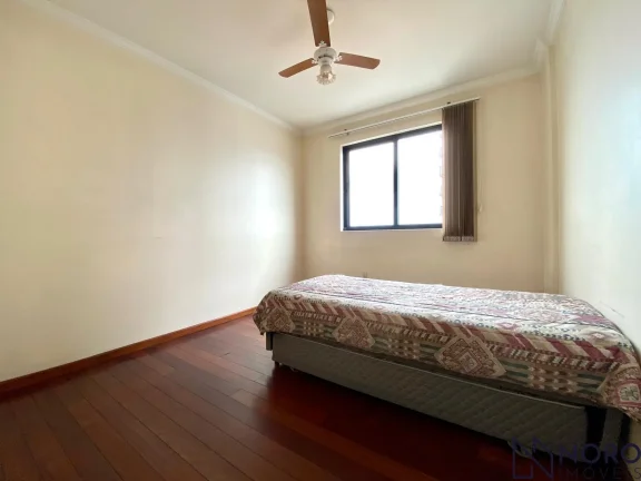 Imagem Apartamento Central frente 3 dormitorios suíte sacada próximo Hospital HC bus UF