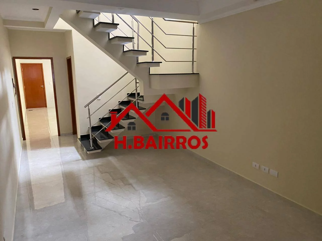 Imagem Casa com 03 Dormitórios à Venda no Jardim das Indústrias - SJCampos