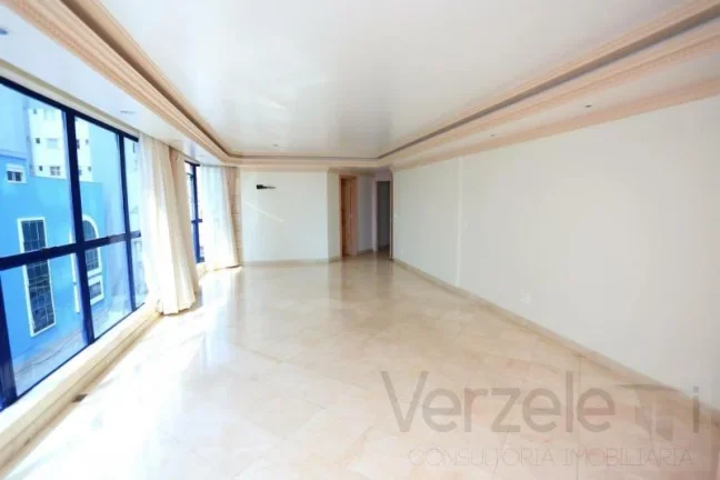 Imagem Apartamento com Terraço para Venda em Balneário Camboriú / SC no bairro Centro