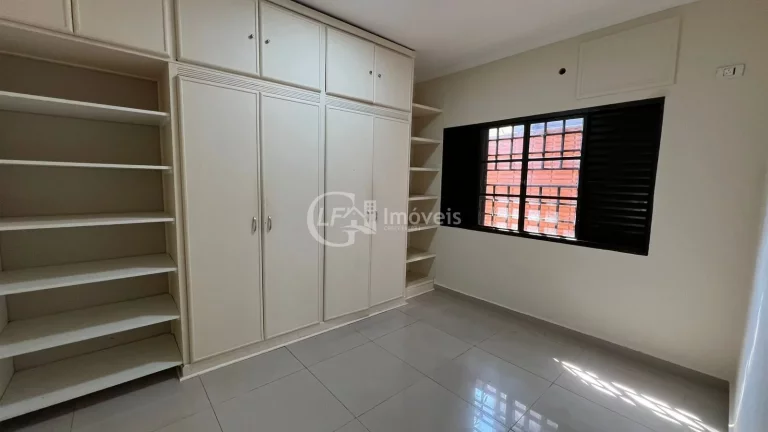 Imagem Casa para venda ou locação em Campo Grande-MS, Vivendas do Bosque: 3 quartos, 1 suíte, 4 salas, 4 banheiros, 3 vagas de garagem, 351,00 m².