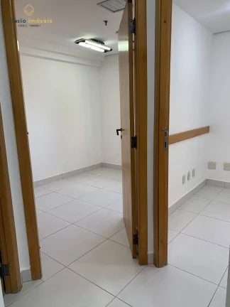 Imagem Conjunto comercial com 2 salas recepção 1 vaga com manobrista