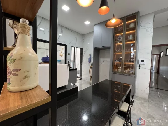 Imagem Comprar Casa no Peluzzo – 205m² Construídos, 3 Quartos e Acabamento de Alto Padrão