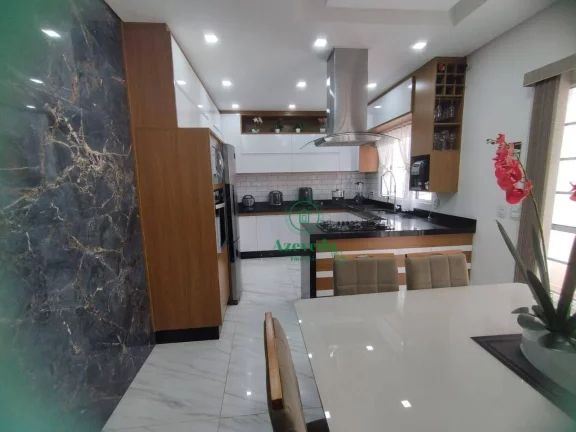 Imagem Sobrado à venda, 200 m² por R$ 850.000,00 - Jardim Adriana - Guarulhos/SP