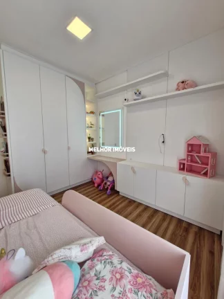 Imagem Casa Alto Padrão á venda no Condomínio Caledônia com 3 suítes, 4 vagas localizada em Camboriú.