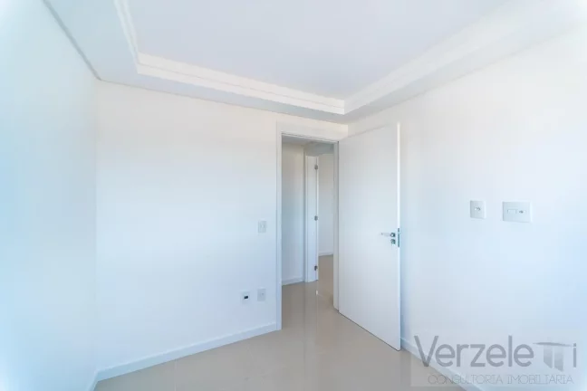 Imagem Apartamento 2 dormitórios para Venda em Balneário Camboriú / SC no bairro Estados