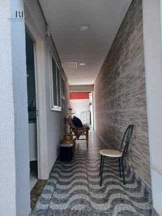 Imagem Casa com 2 quartos, 126m2, à venda