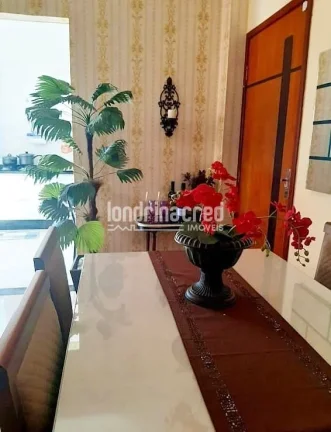 Imagem Sobrado Casa à venda, Jardim San Fernando/ Izidro/ Vale Verde com 03 quartos sendo 01 suite. Londrina, PR - Região Leste