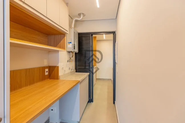 Imagem Apartamento decorado vista livre andar alto proximo metrô