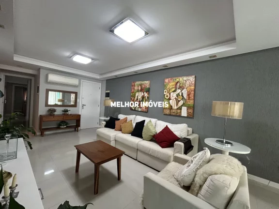 Imagem Apartamento á venda com 3 dormitórios e 3 vagas de garagem localizado no Centro de Balneário Camboriú.