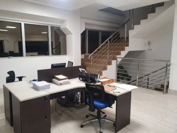 Imagem Galpão para Venda com 2489m², 2 salas e 5 vagas!!!
