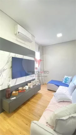 Imagem Residencial Jardim Itamaraty, Casa com 3 Suites. 2 Vagas de Garagem
