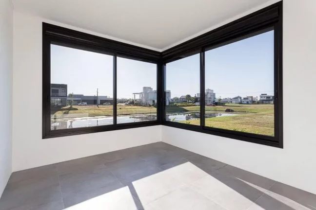 Imagem Casa de condomínio com 3 quartos, 205m², à venda em Torres