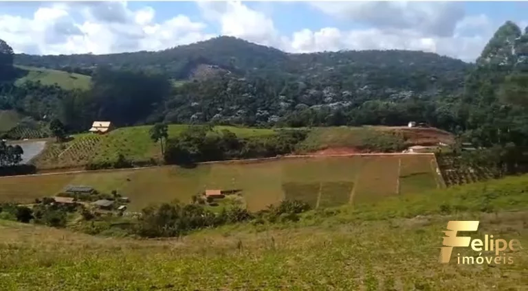 Imagem TERRENO COM VISTA PARA A PEDRA AZUL E FORNO GRANDE