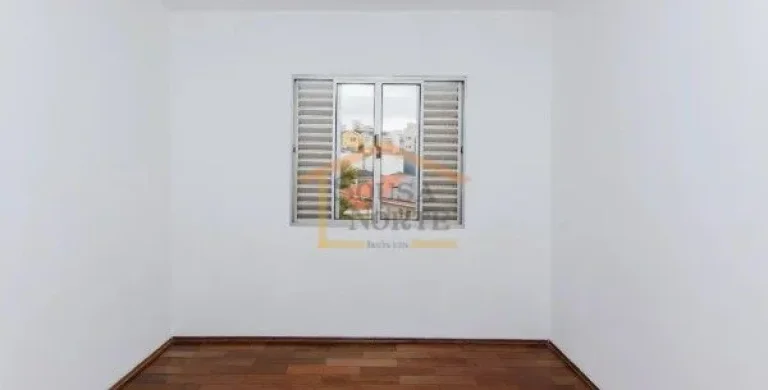 Imagem Apartamento 87m², 2 dormitórios, banheiro, sala aconchegante, cozinha funcional, pequeno quintal e...