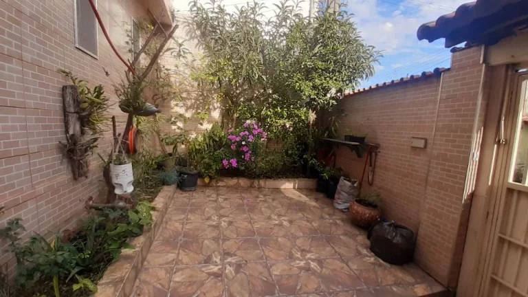 Imagem Casa com 3 dormitórios à venda, 219 m² por R$ 620.000,00 - Vila Romana - Poá/SP