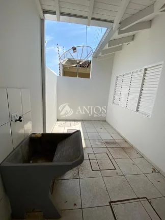 Imagem CASA 01, DISPONIVEL PARA LOCAÇÃO NO JARDIM BOTÂNICO, EM SINOP-MT.