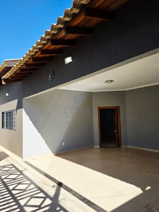 Imagem Jardim Caparroz - Casa com área gourmet e edícula