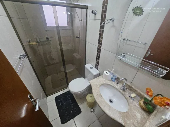 Imagem Apartamento com 2 dormitórios à venda, 82 m² por R$ 450.000 - Vila Guilhermina - Praia Grande/SP