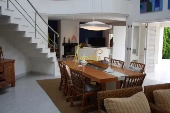 Imagem Belíssimo sobrado em Atlântida