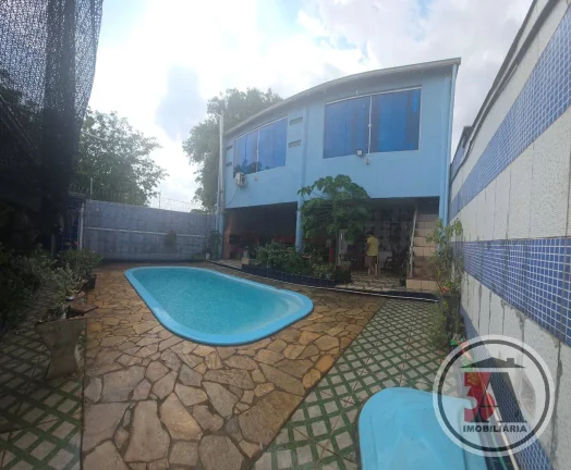 Imagem Casa com Piscina Zona Leste