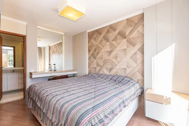 Imagem Sobrado com 3 suítes em condomínio no Santo Inacio