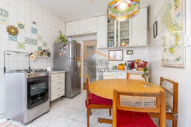 Imagem Apartamento de 155 m², com 3 dormitórios e ótima distribuição dos ambientes, 2 banheiros, sala ...