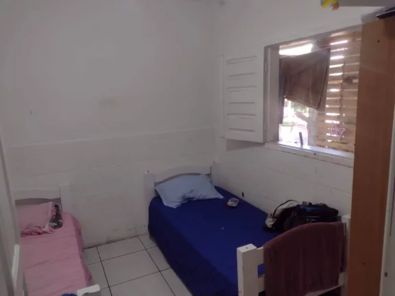 Imagem VENDE-SE CASA COM TERRENO GRANDE CRECI/MG 42.187