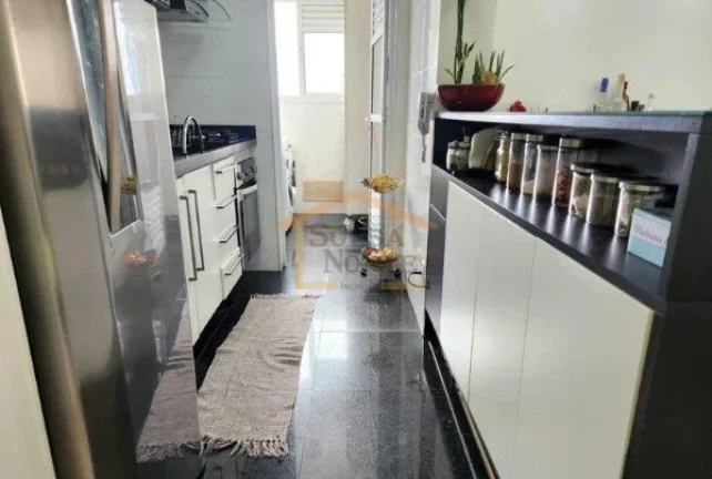Imagem Apartamento de 61 m², em andar alto, com 2 dormitórios, sendo 1 suíte, sala para dois ambientes c...