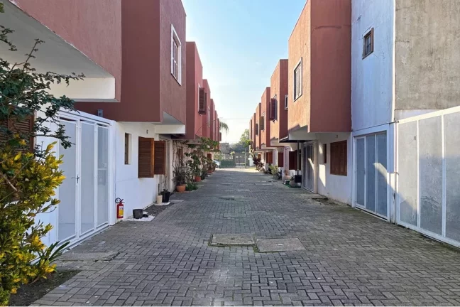 Imagem Casa de Condomínio com 3 Quartos à Venda, 131 m² em Tristeza - Porto Alegre