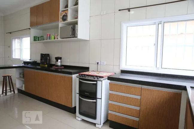 Imagem Casa para Venda em Praia Grande, Maracanã, 4 dormitórios, 4 suítes, 1 banheiro, 8 vagas