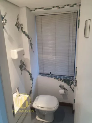 Imagem Espaço Comercial Premium no Coração do Itaim Bibi com 3 vagas de estacionamento.