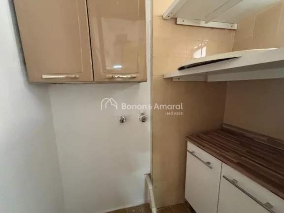 Imagem More com praticidade e excelente localização no coração de Campinas! Este apartamento conta com ...