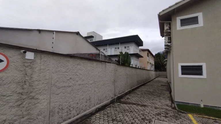 Imagem CASA ESTILO APTO - 2 DORMITÓRIOS À 400 M. PRAIA MARANDUBA - UBATUBA