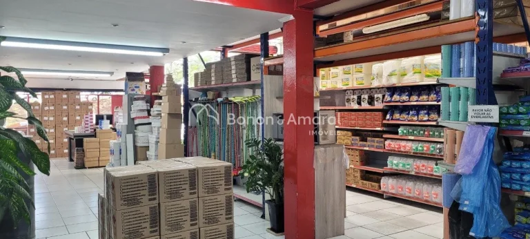 Imagem Barracão em localização excelente, num dos melhores locais da avenida, com visualização ampla, ...