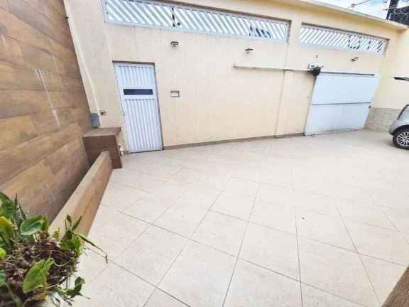 Imagem Casa reformada isolada 2 dormitórios no Jardim Japurá