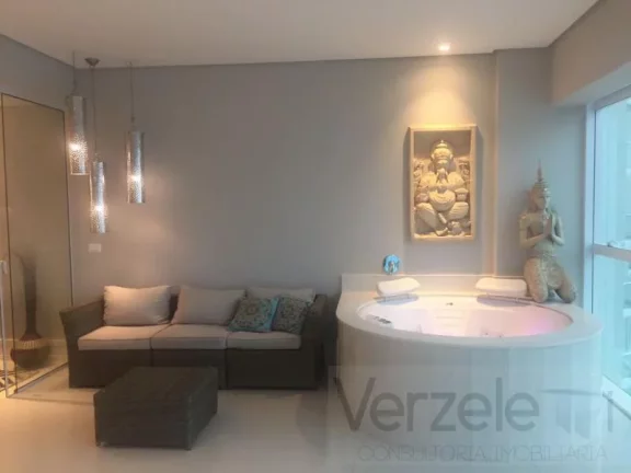 Imagem Apartamento para Temporada em Balneário Camboriú / SC no bairro Centro