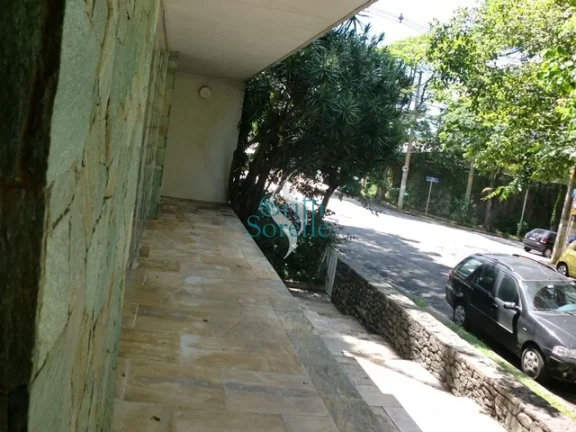 Imagem Casa Térrea à Venda na Vila Madalena - São Paulo/SP.