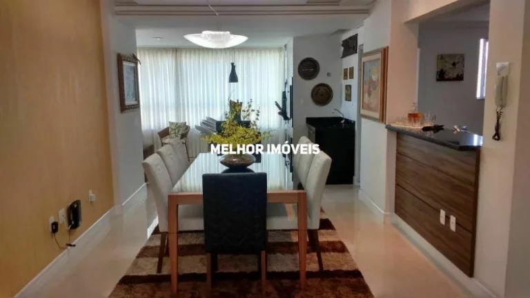 Imagem Apartamento á venda com 3 dormitórios no Edifício Solar do Tamarindo no centro de Balneário Camboriú.