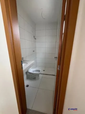 Imagem VENDO CASA DE 3/4 NO CONDOMINIO - SIM