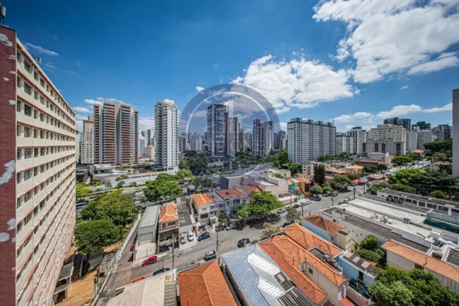 Imagem Imperdível Apartamento à Venda na Vila Mariana, São Paulo-SP: 4 Quartos, 1 Suíte, 2 Salas, 2 Banheiros, 1 Vaga, 126m².