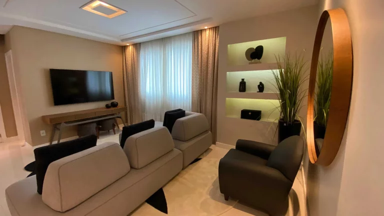 Imagem Apartamento com 3 dormitórios sendo 3 suítes e 3 vagas de garagem em Balneário Camboriú/SC